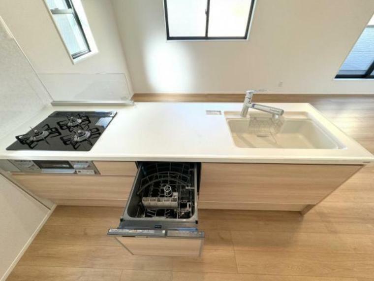 キッチン ■食洗器と浄水器も標準装備