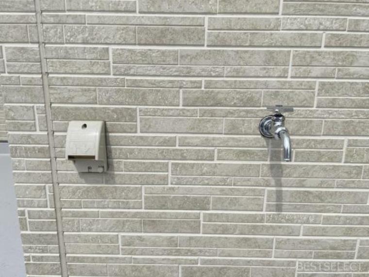 バルコニー 屋上には水栓・コンセントプラグが標準装備されています。