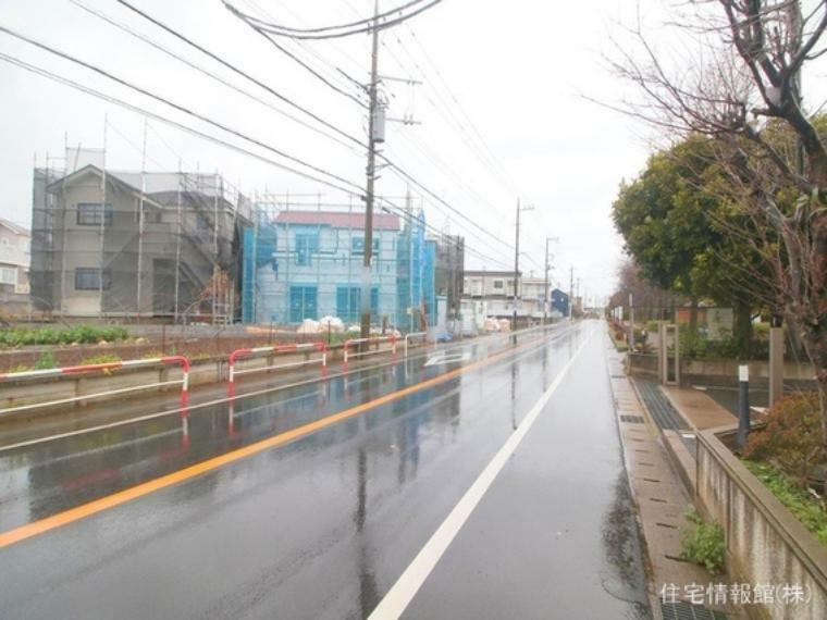 現況写真 前面道路含む現地