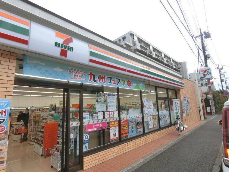 コンビニ セブン-イレブン 横浜大豆戸町店まで約170m（徒歩3分）