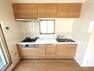 キッチン スペースが有効的に使える壁付けタイプのキッチン。