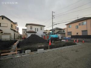 秦野市三屋