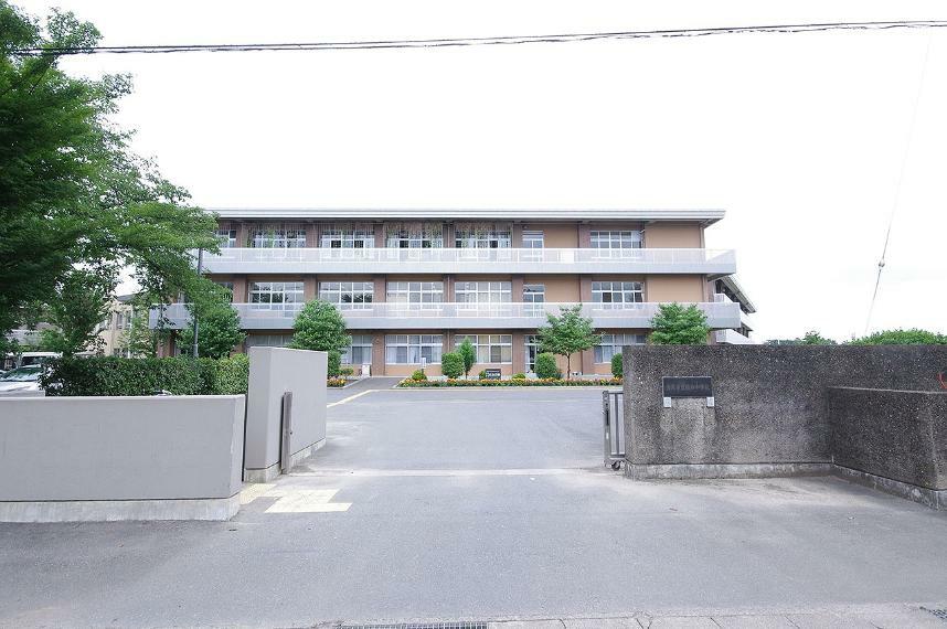 中学校 総和中学校