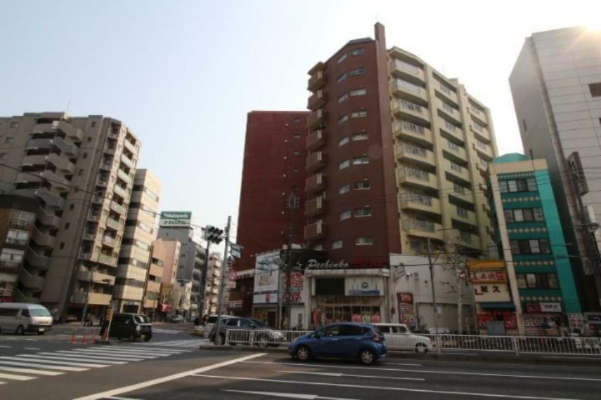 外観写真 11階建て7階南東向き住戸　事務所利用可能　最寄り駅徒歩3分の好立地　新規内装リフォーム　安心のアフターサービス保証付き