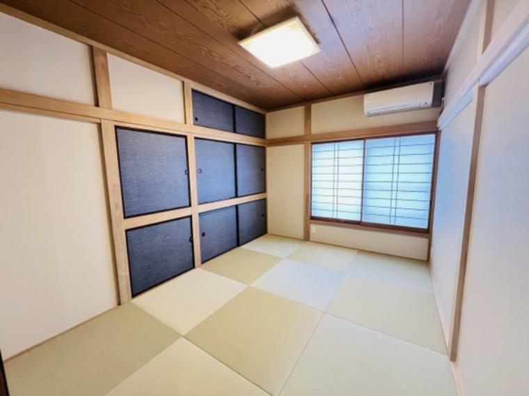 和室 2階　約6帖の和室です。畳のお部屋は寛げる空間ですね。