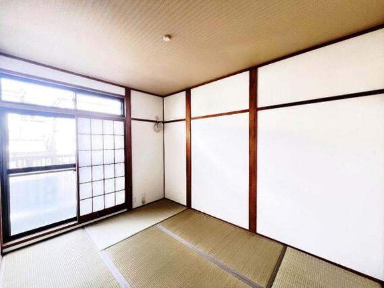 和室 3階に使い勝手の良い3部屋を配置することで、ゆとりある間取り設計となっております。