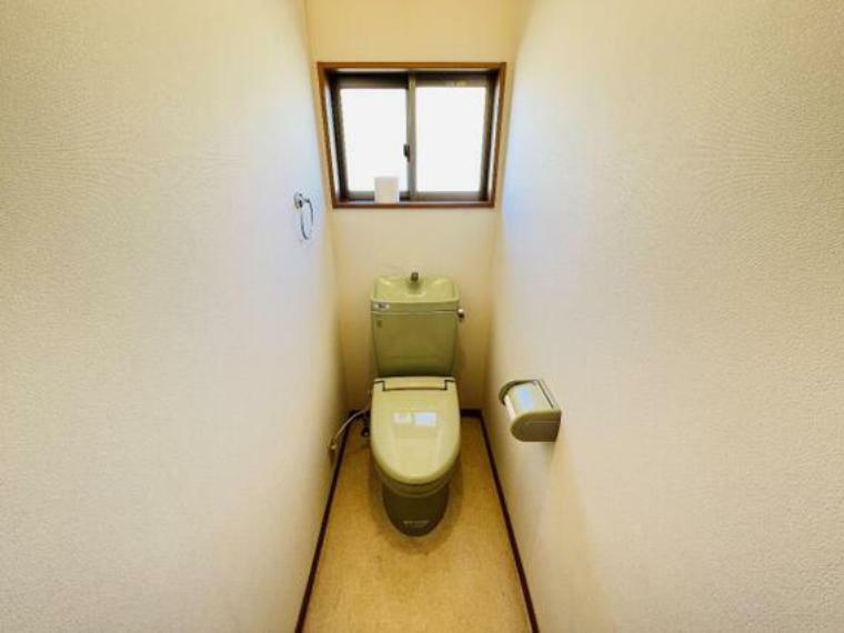 トイレ トイレは各階に完備で、朝の忙しい時間などに便利ですね。