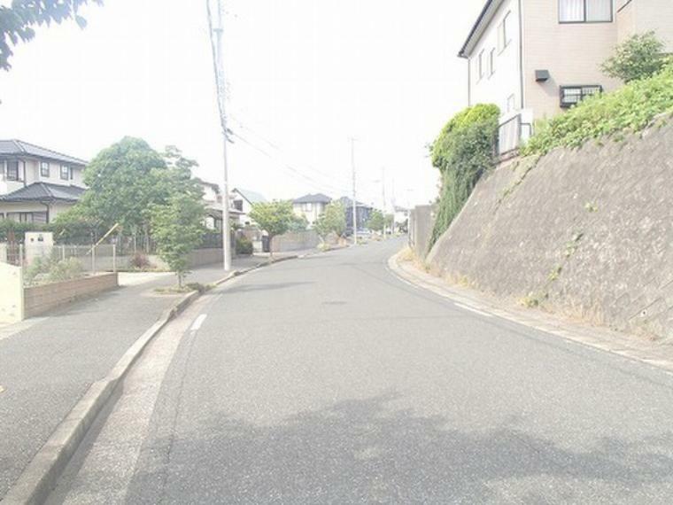 現況写真 第一種低層住居専用地域なので静かな落ち着いた環境です。