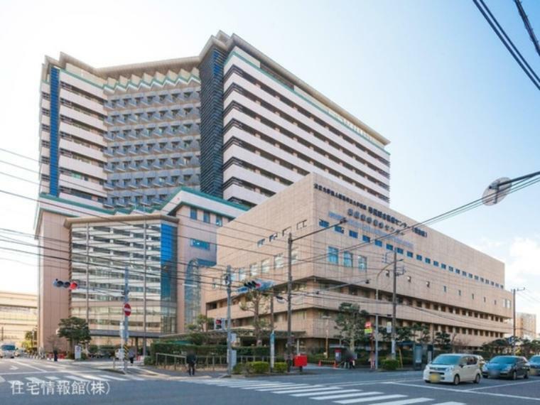 病院 横浜市立大学附属市民総合医療センター 570m