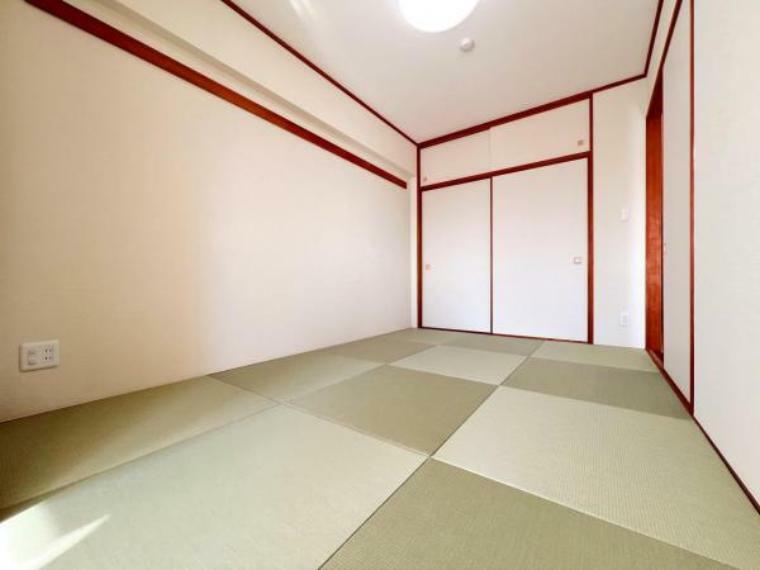 和室 約5帖の和室です。畳のお部屋は寛げる空間ですね。
