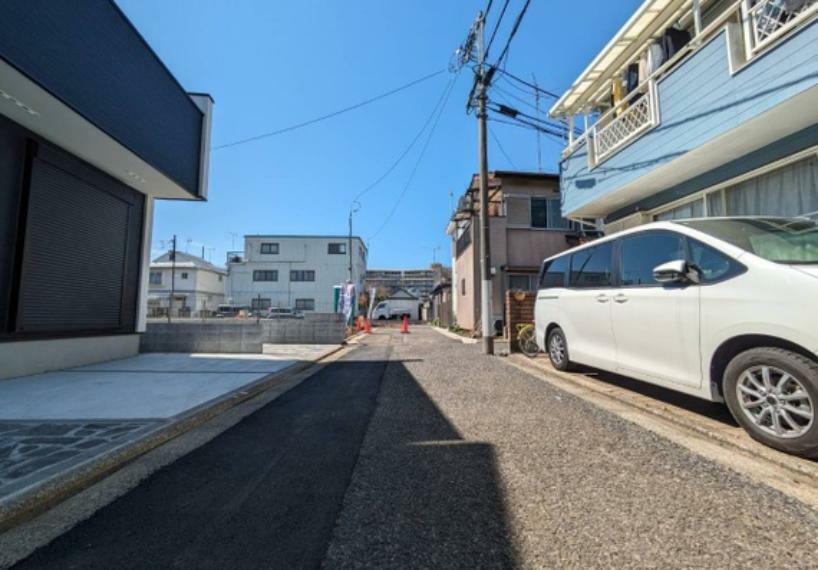 現況写真 前面道路含む現地写真