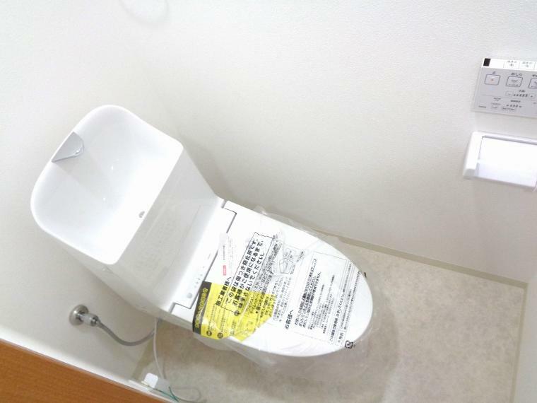 トイレ 温水洗浄便座は、冬場もあたたかいですよ！