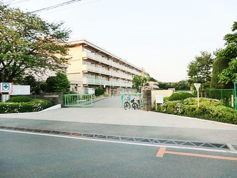 小学校 逆井小学校