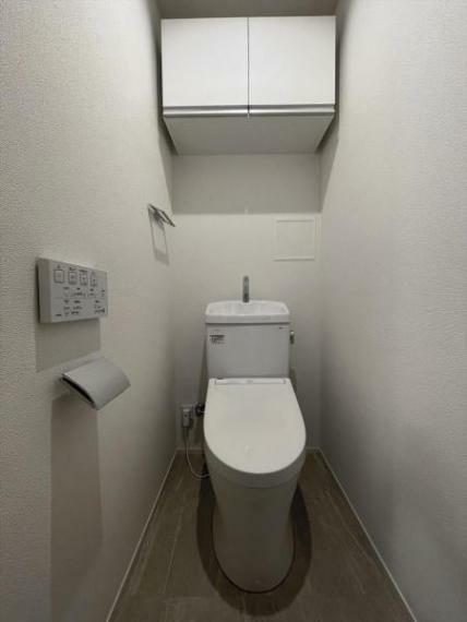 トイレ 温水洗浄便座付きトイレ