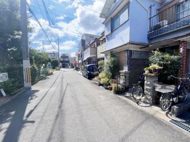 現況写真 南側前面道路です。