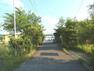 現況写真 東側で接道します。交通アクセスは福島交通飯坂線「上松川」駅徒歩約8分です。