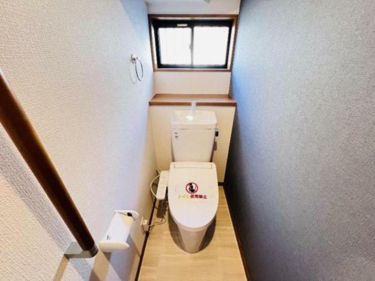 各階にトイレがあるので、朝の忙しい時間帯もご家族がスムーズに準備できますね。