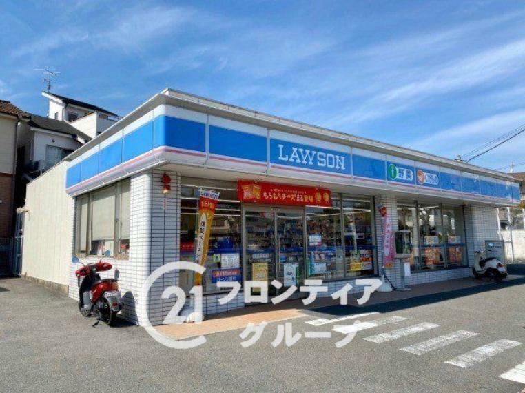 コンビニ ローソン大和郡山新町店