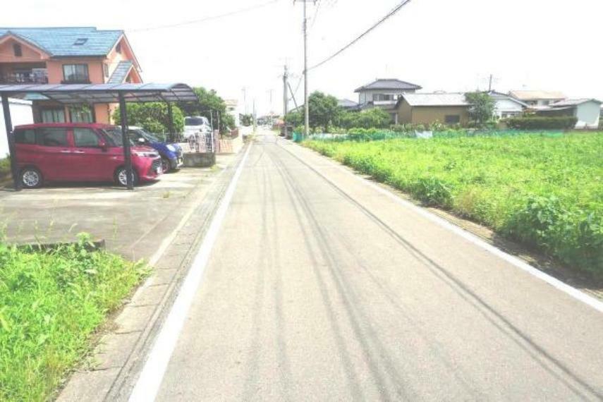 現況写真 前面道路です。