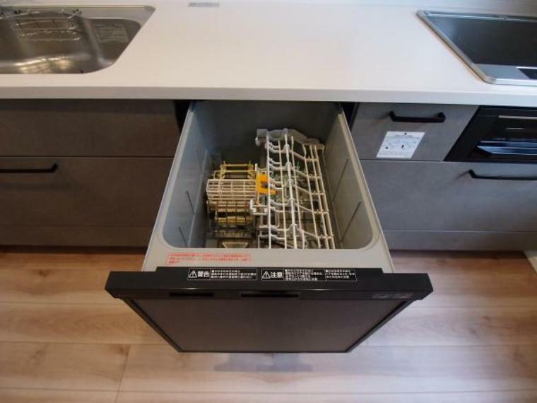 キッチン 食器洗浄乾燥機付も嬉しいですね。