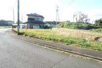 JR常磐線「高浜」駅が最寄り駅。