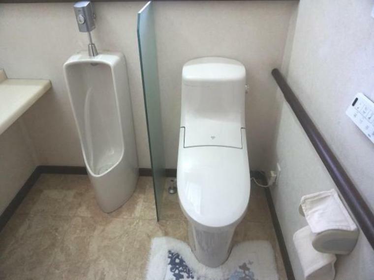 トイレ 男性用のトイレを兼ね揃えたトイレスペース。
