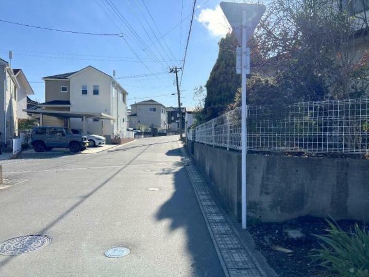 現況写真 前面道路です。