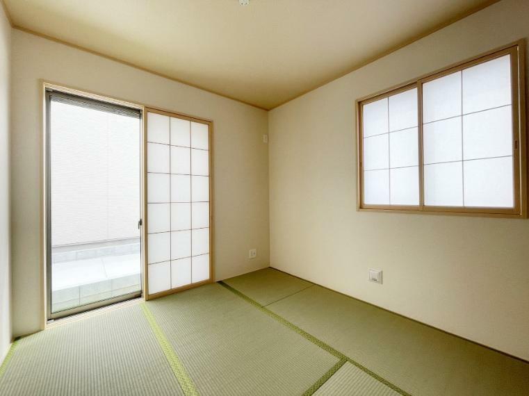 和室 リビングと隣り合っている和室。ほっと一息できる和の空間も忘れずに。