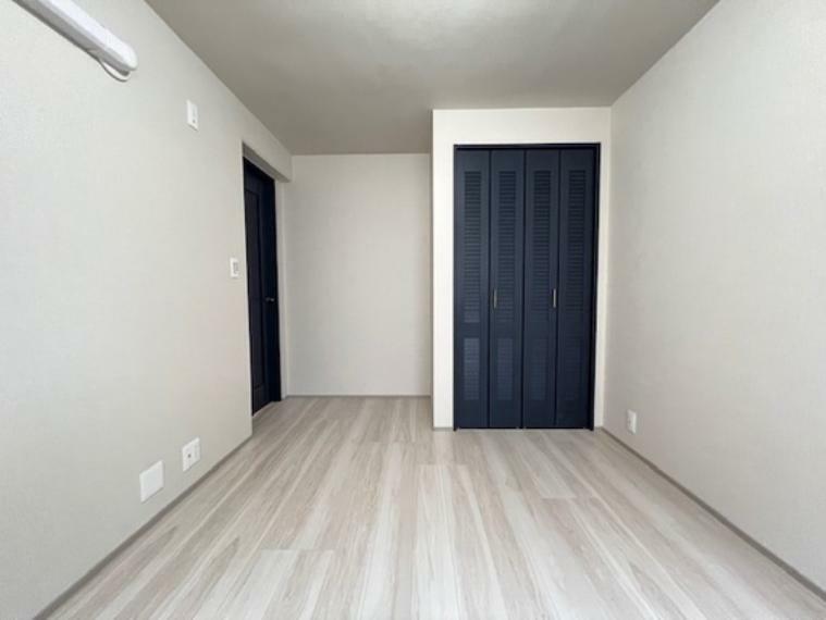 収納 お部屋を最大限広く使って頂けるよう、全居室に収納スペース付。