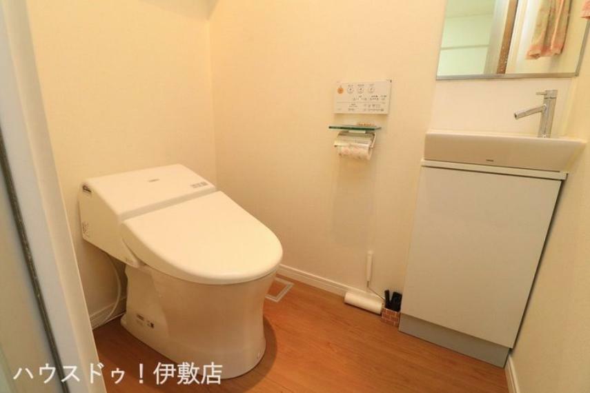トイレ 【トイレ】タンクレストイレで広々空間！