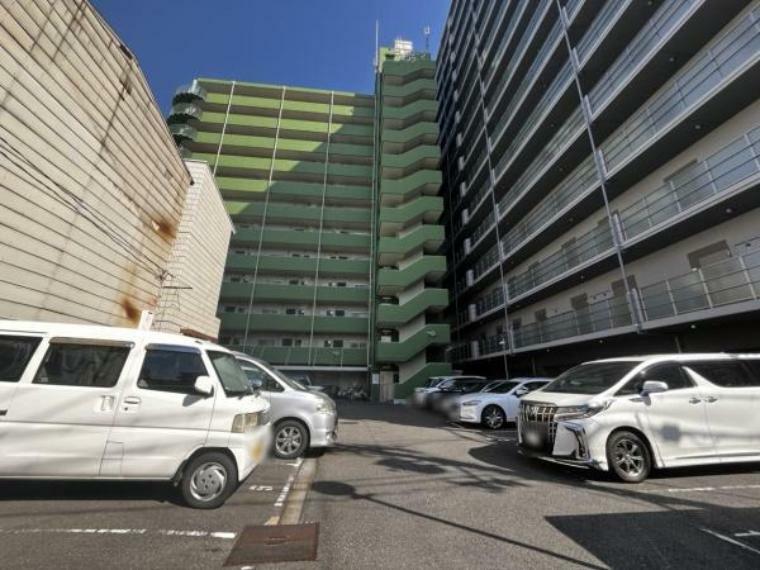 敷地内駐車場 敷地内駐車場です！