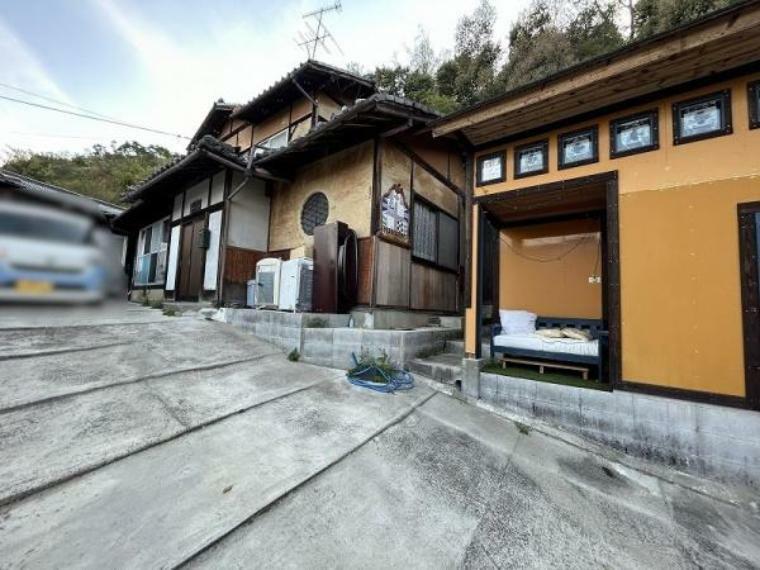 外観写真 自然豊かな立地にある庭付き日本家屋です！