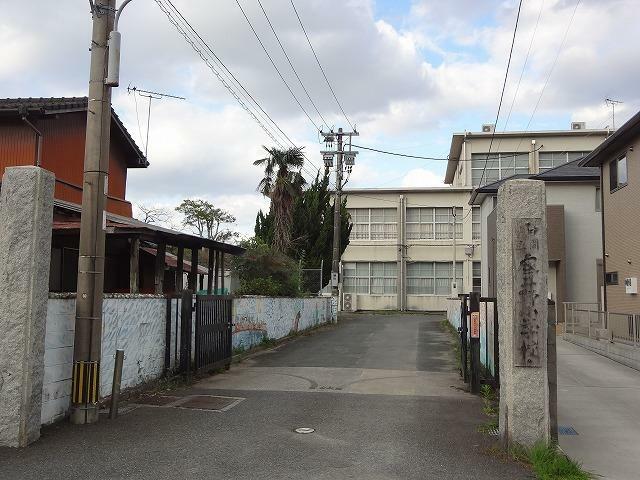 小学校 中間市立底井野小学校