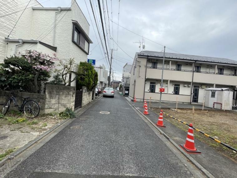 外観・現況 前面道路