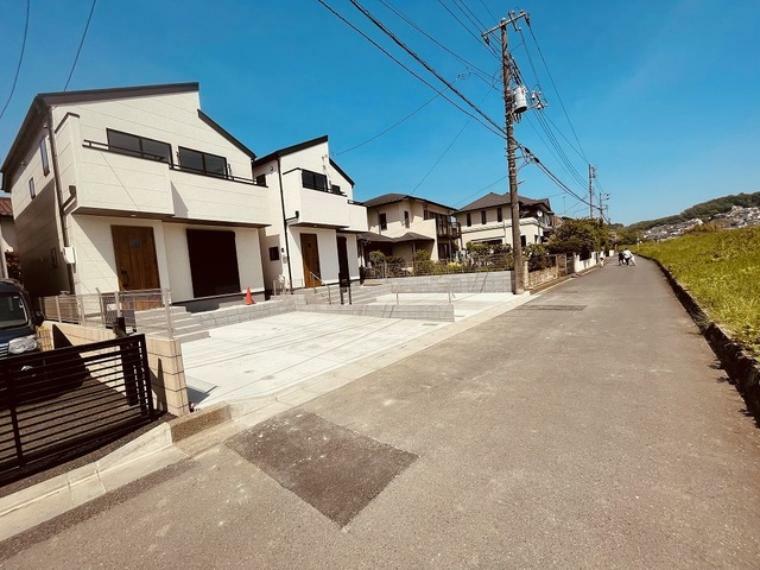 現況写真 周辺は住宅が建ち並ぶ閑静な住宅街です。