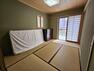 和室 和室6帖:リビングにつながった和室スペースは、おむつ替えやお昼寝に最適です。