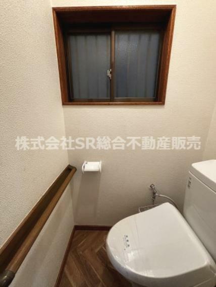 トイレ トイレ窓付！