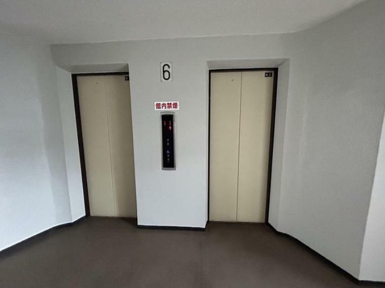 マンション内にエレベーターが2基あり便利です