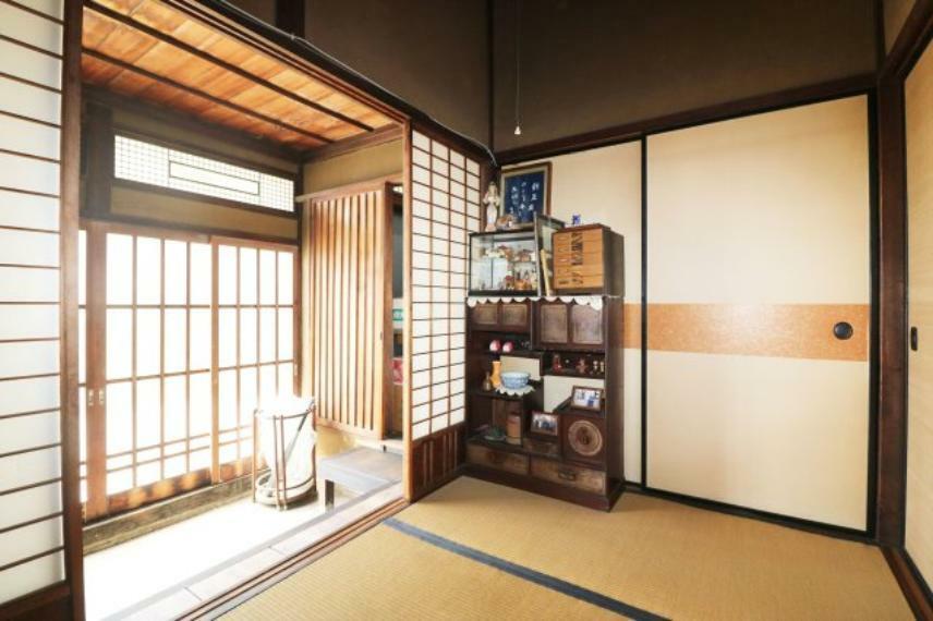 古き良き日本家屋ならではの来客用玄関。