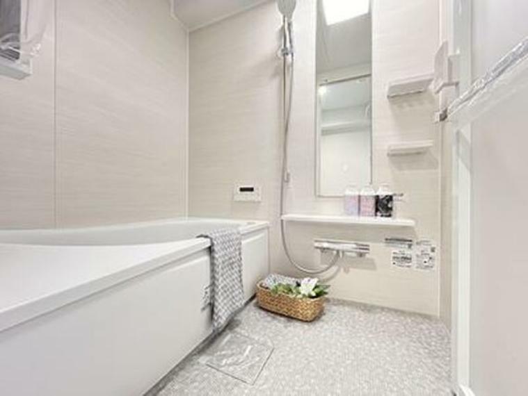 浴室 浴室乾燥機つきのお風呂は、梅雨時に大活躍です。