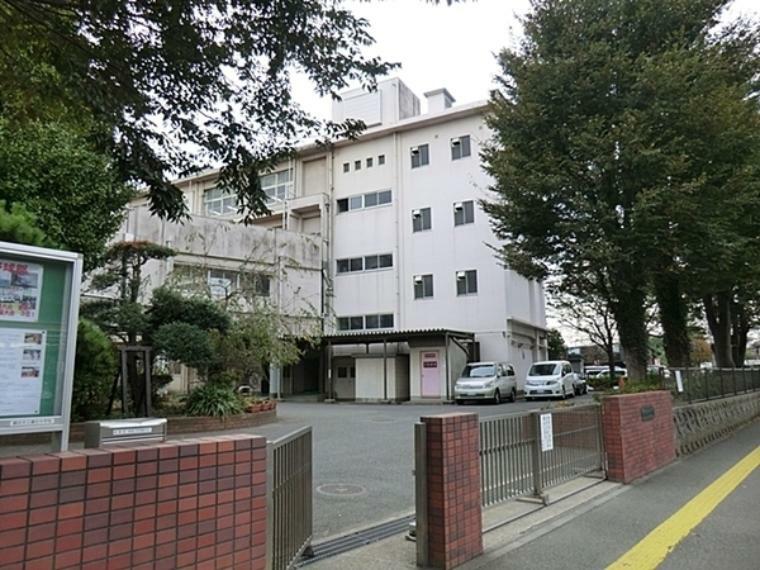 中学校 横浜市立瀬谷中学校 横浜でも有数の大規模校