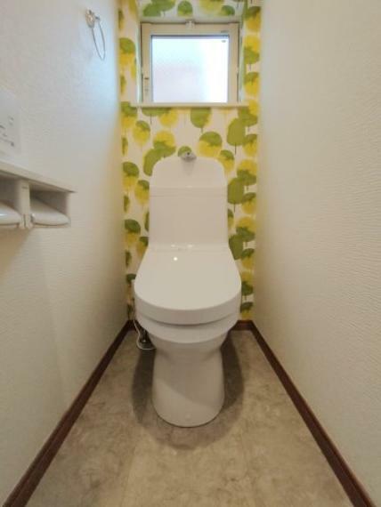 トイレ 【トイレ】 清潔感のある空間に、使いやすく調整可能な洗浄機能を標準装備。
