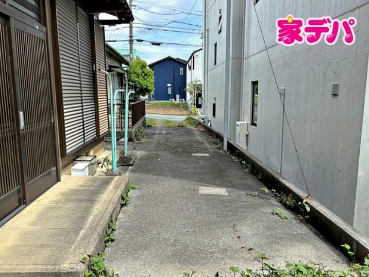 現況写真 地域に密着した不動産販売でお客様のニーズに、経験豊富なスタッフが柔軟にご対応させて頂きます。