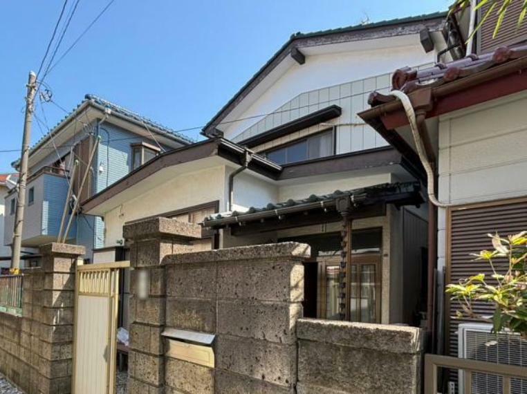 現況写真 現地は古家が建っておりますが更地渡しとなります