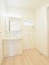 洗面化粧台 4号棟　洗面室　【西東京市保谷町5丁目】家事動線を考え、水回りをまとめた間取りです。　