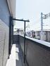 バルコニー 4号棟　バルコニー　【西東京市保谷町5丁目】南向きのバルコニーは日差しもたっぷり注ぎ、お洗濯物もよく乾きます。　