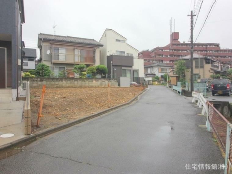 現況写真 前面道路含む現地