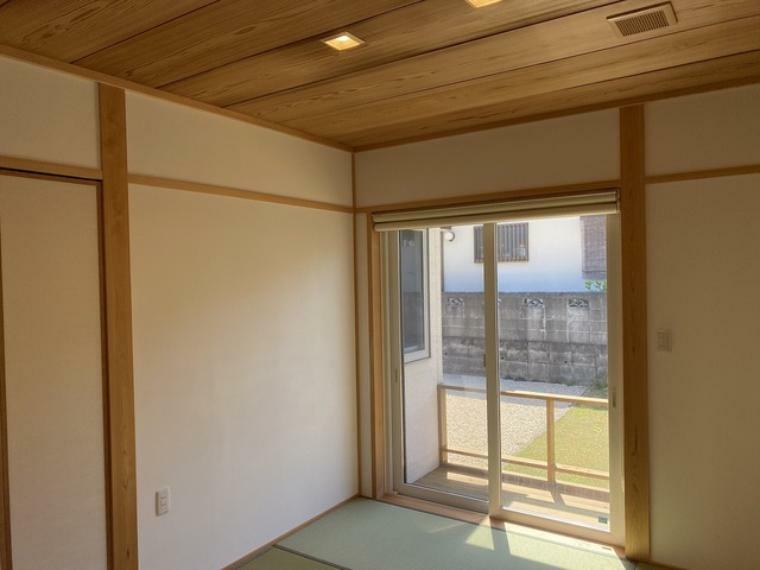 和室 和室はくつろぎスペースや接待部屋など、様々な用途がありとても重宝します。