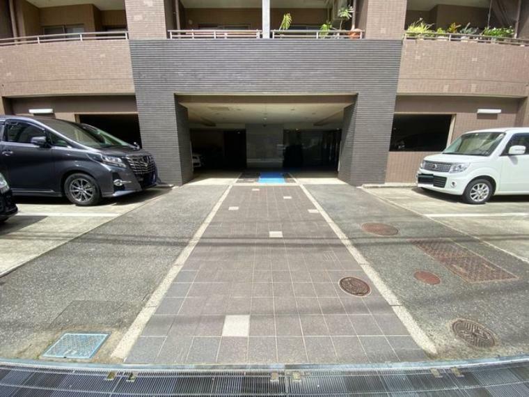 駐車場 駐車場です
