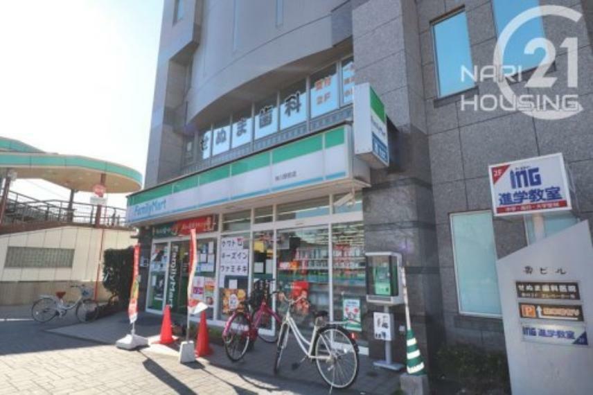 コンビニ 【コンビニエンスストア】ファミリーマート秋川駅前店まで268m